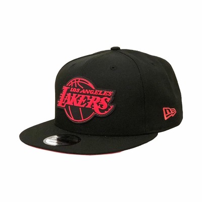 red and black lakers hat