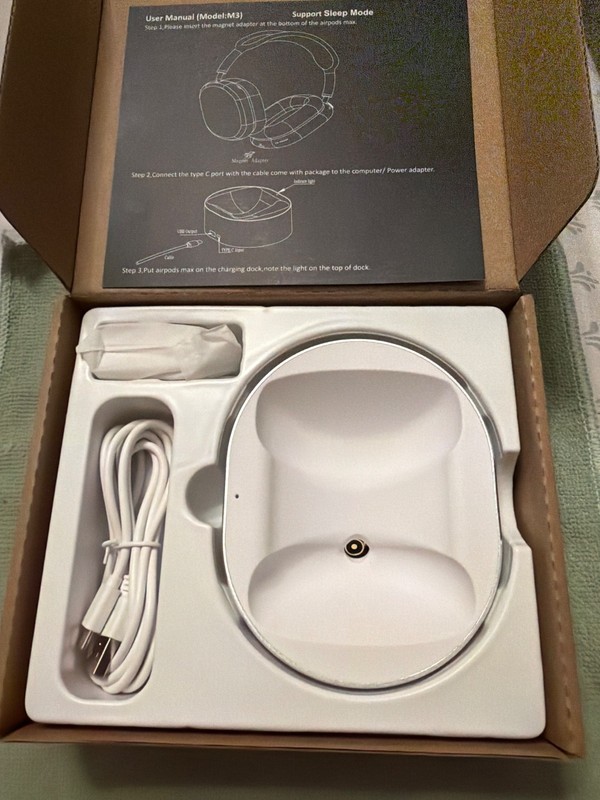ROUNKIN Magic Charging Stand for AirPods Max