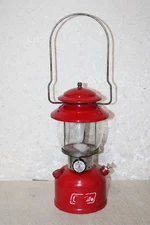 VINTAGE RED COLEMAN MODEL #200 A 1973 LANTERN SINGLE MANTEL  WITH GLOBE UNTESTED