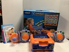 VTech V.Smile TV Learning System Console Bundle 2 Control 3 Games Box Powers On