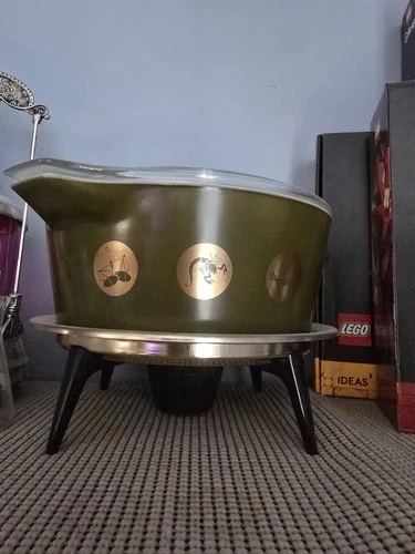 PYREX Zodiac Pattern Olive Green Gold Glass Bowl with Lid and Stand