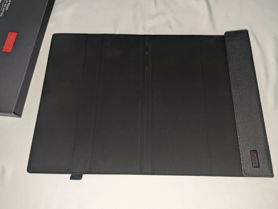 Funda tipo folio envolvente Tumi Aston para Surface Pro (2017) Pro 4 y Pro 3 - gris Elve Earl Foto 4 de 4