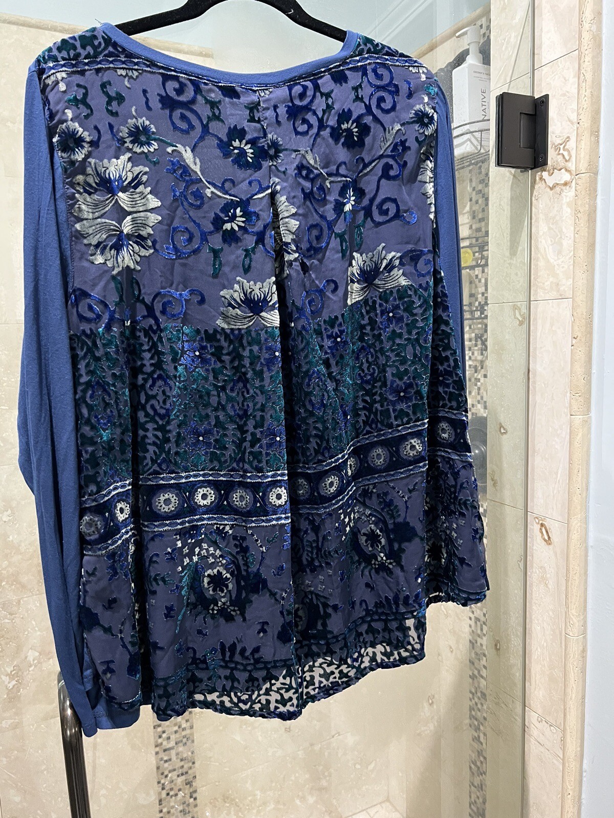 Soft Surroundings Solid Front Burnout Contrast Fl… - image 2