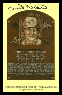 PHIL PHILIP HENRY NIEKRO SIGNED HALL OF FAME PLAQUE POSTCARDS