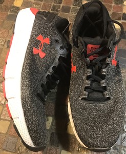 women's charged rogue running shoe