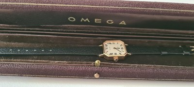 Omega De Ville mechanisch Vintage 18 Karat Gelbgold 2 x 2 cm 1970er Jahre