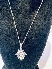 STUNNING STERLING SILVER 925 LADIES 18" NECKLACE & CLUSTER PENDANT JEWELRY