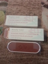 Zestaw 2 sztuk Mary Kay Teaberry 2300 Puder Idealny kolor policzków Róż Stalówka w pudełku