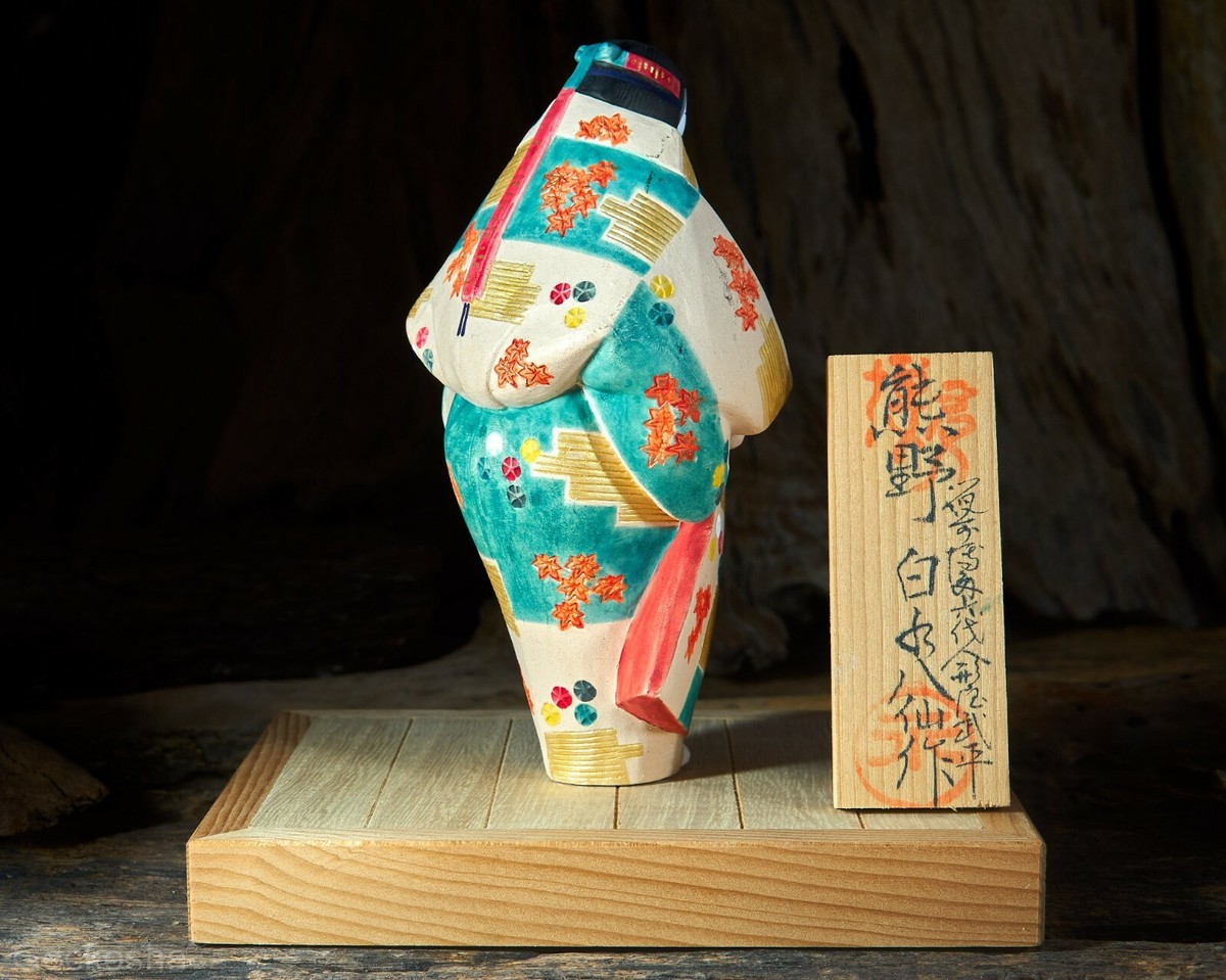 Traditional Japanese Hakata Ningyo Doll, Vintage Clay Figurine