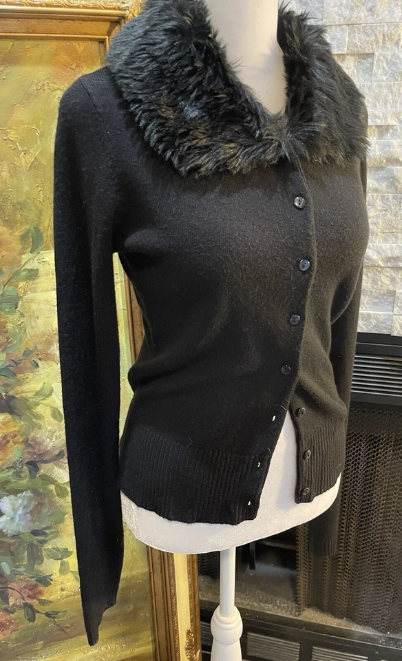 Suéter Rampage Vintage Y2K Negro Imitación Piel Cuello Abotonado Manga Larga Talla Med Foto 3 de 4