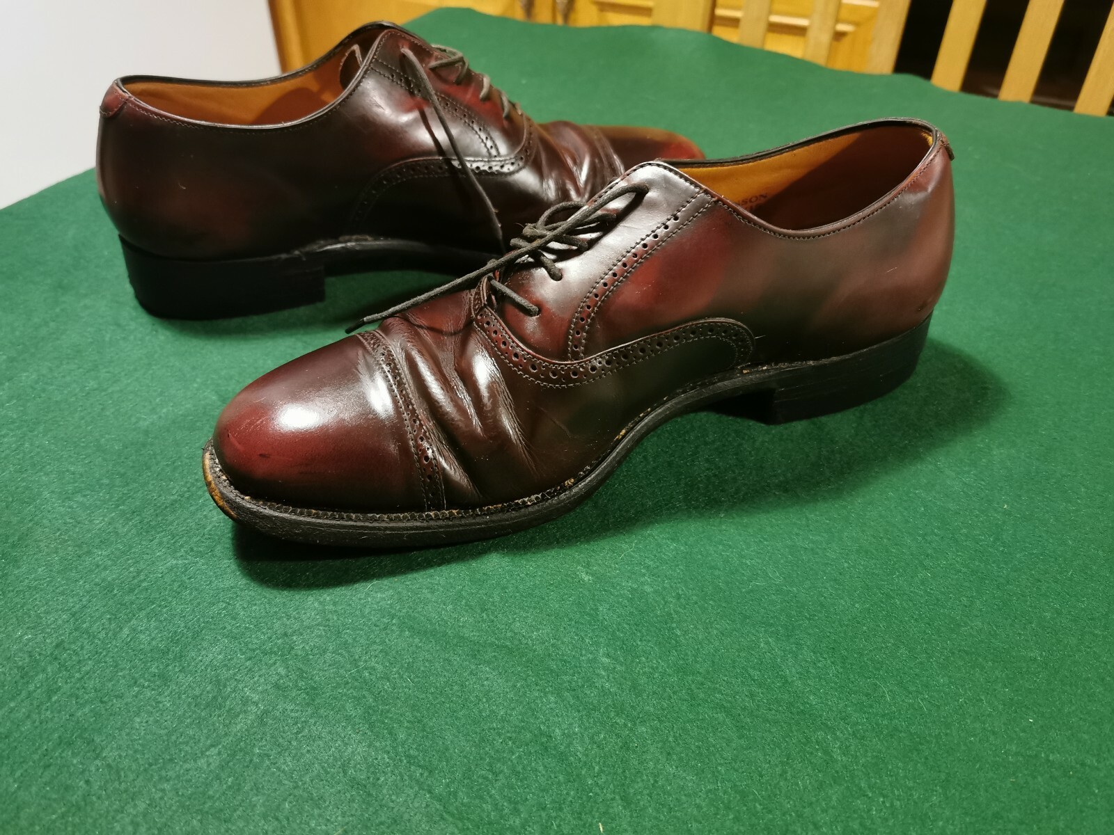 Pair of vintage Mens Shoes Size 9 eBay