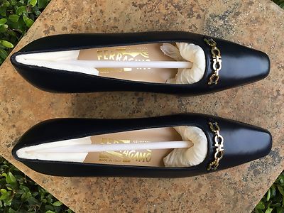 SALVATORE FERRAGAMO Gancini Calfskin Heels Sz 5 Leather Pumps Neimans Nordstrom