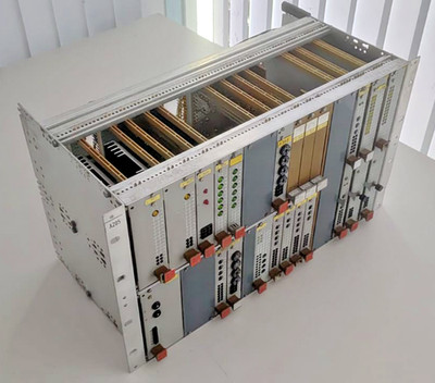 Industrie Steuerungsrack Baugruppenträger mit Modulen SPS/PLC System 19'' Rack
