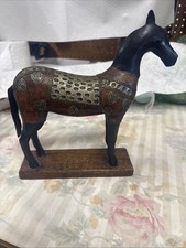 Statua cavallo in legno arte popolare indiana