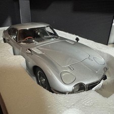 Autoart 1/18 Toyota 2000 GT Coupe Silver Minicar