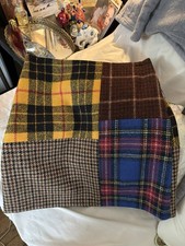 Only worn once Weekend Max Mara mini skirt in size 2!