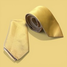 VESUVIO NAPOLI Solid Gold Satin Finish Polyester Necktie Made in Italy 58x3.25