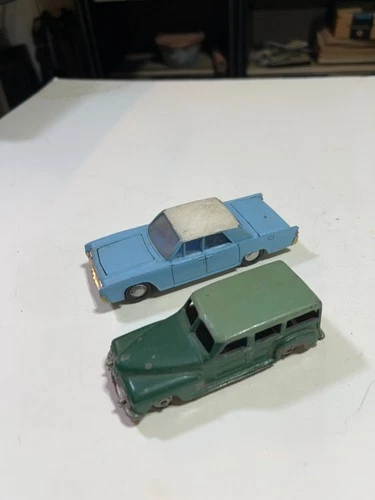 Dinky toys 27F Plymouth estate wagon & 170 Lihcoln Continental, One money