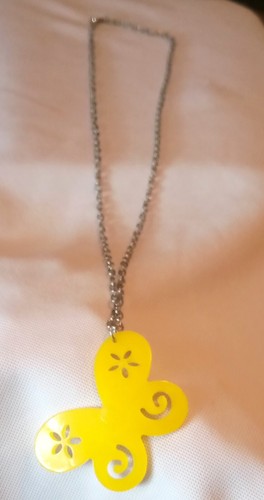 Yellow Butterfly Pendant Necklace Women's 26 Inches Silver Tone Chain Ships Free - Picture 6 of 17