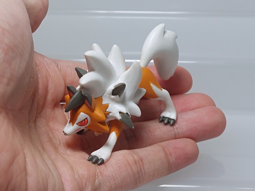 lycanroc dusk form toy