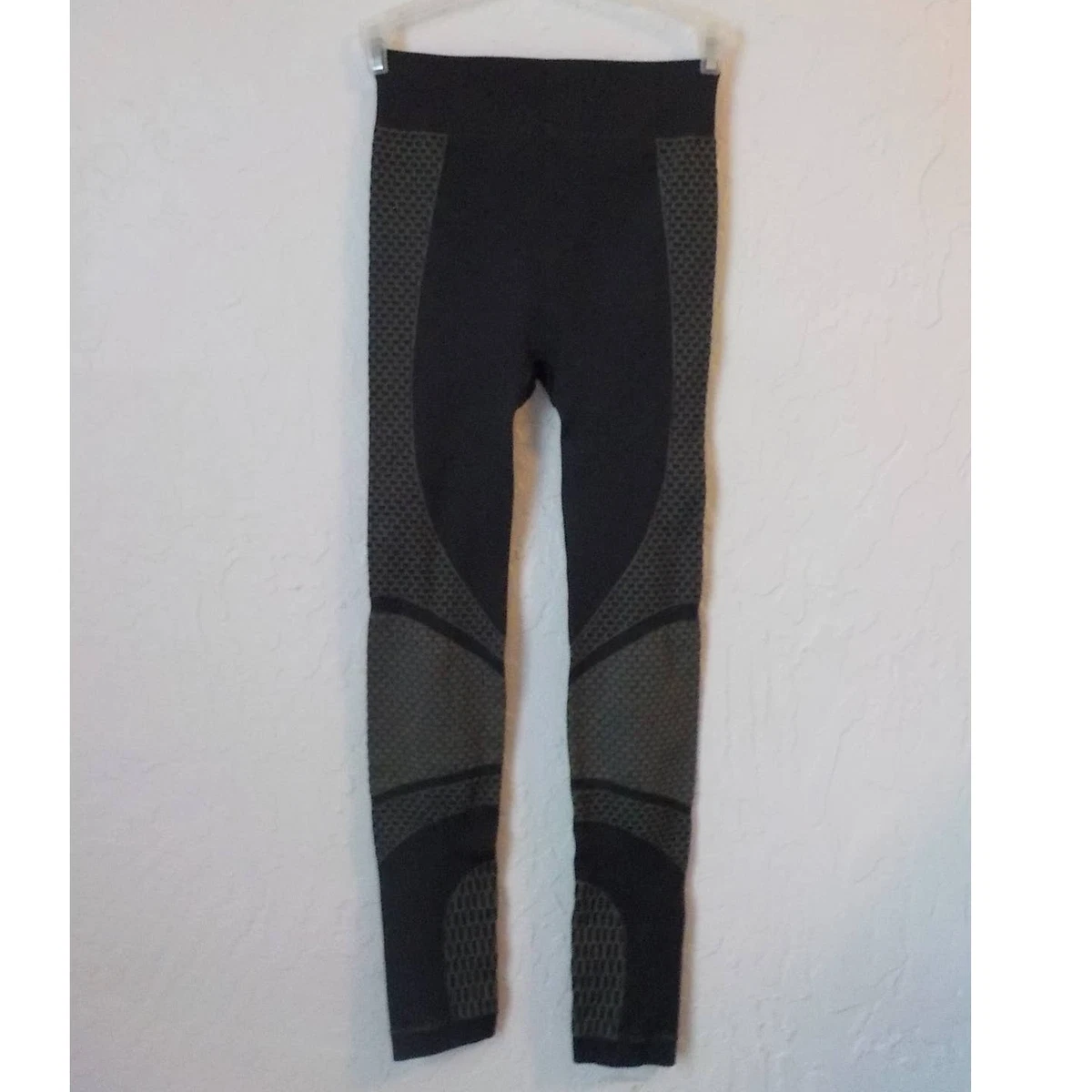 Lululemon Gray Color Block Leggings Limited Edition Size 6 /4 (2 Stripes)