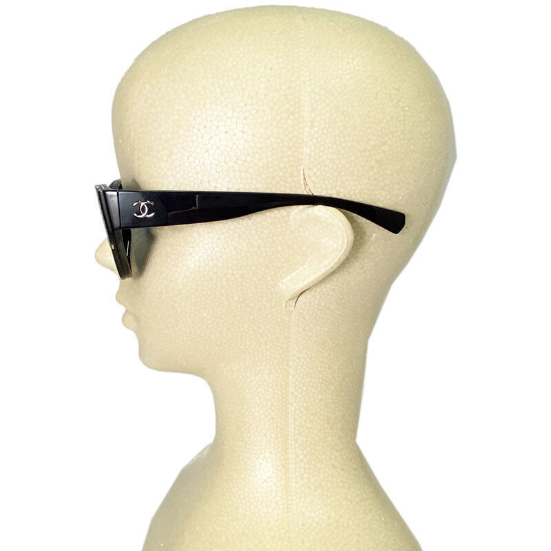 Chanel Sunglasses 6054 1460/80 Cat's Eye Shape Navy 2207 Y Chanel Sunglasses 6054 1460/80 Cat's Eye Shape Navy 2207 Y