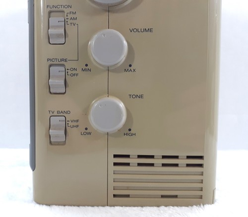 Sony Mega Watchman FD-500 TV FM AM Reciever Vintage No Power Parts or Repair - Picture 7 of 20