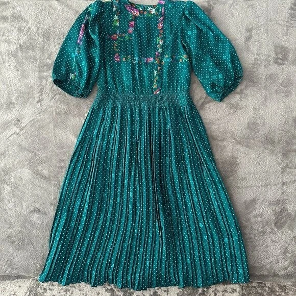 slim fit dress slacks Victor Costa Metallic Green Strapless Gown