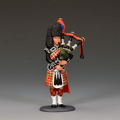 King and Country CE119 - Scots Guards Piper - Diecast Metall Figur