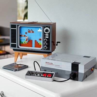 New Nintendo Entertainment System Full Set 71374 2464 Teile mit Nes, TV, Controller