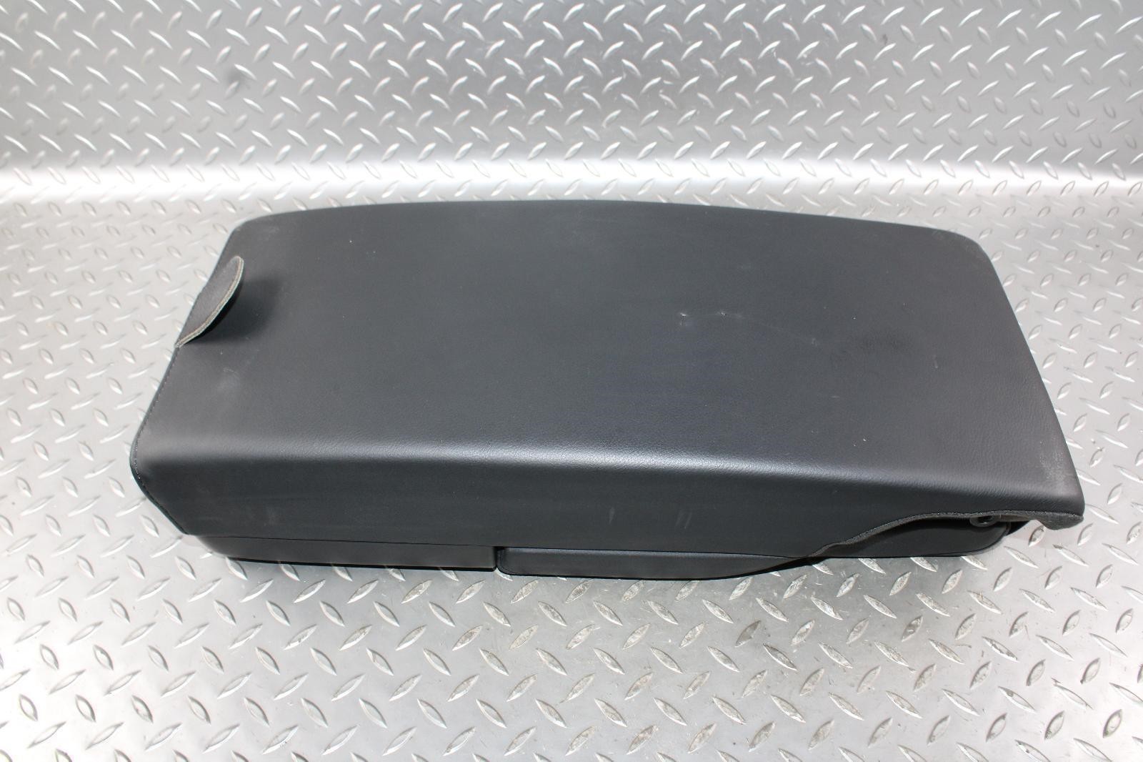 14-17 Ghibli Black Nero Leather Rear Second 2nd Row Armrest OEM Factory Cover OE