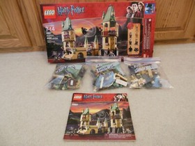 LEGO Harry Potter Deathly Hallows Hogwarts (4867), used complete manual and box