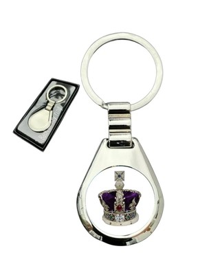 Personalisierter Alpha-Schlüsselanhänger HM The Queen s Coronation Crown aus Metall in Geschenkbox