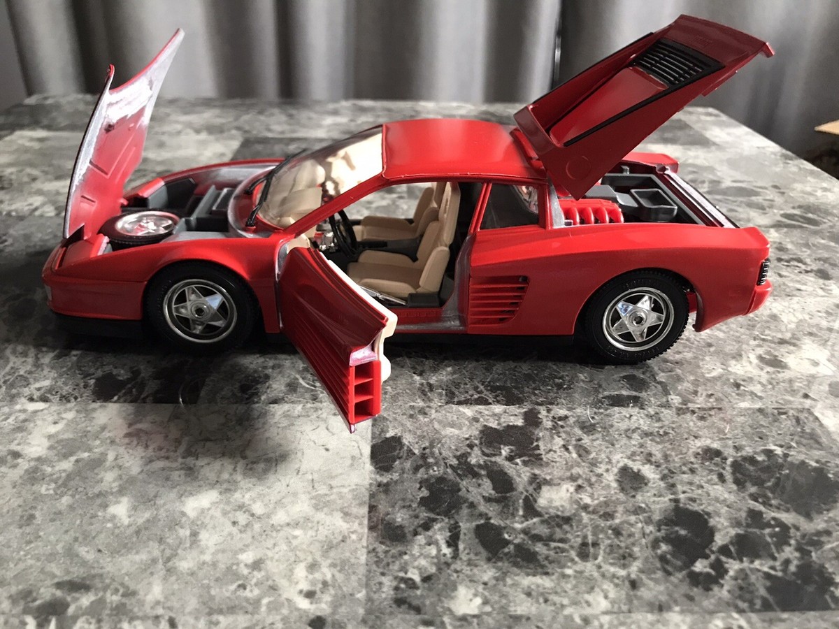 Burago 1:18 1984 Ferrari Testarossa. Made In Italy | eBay
