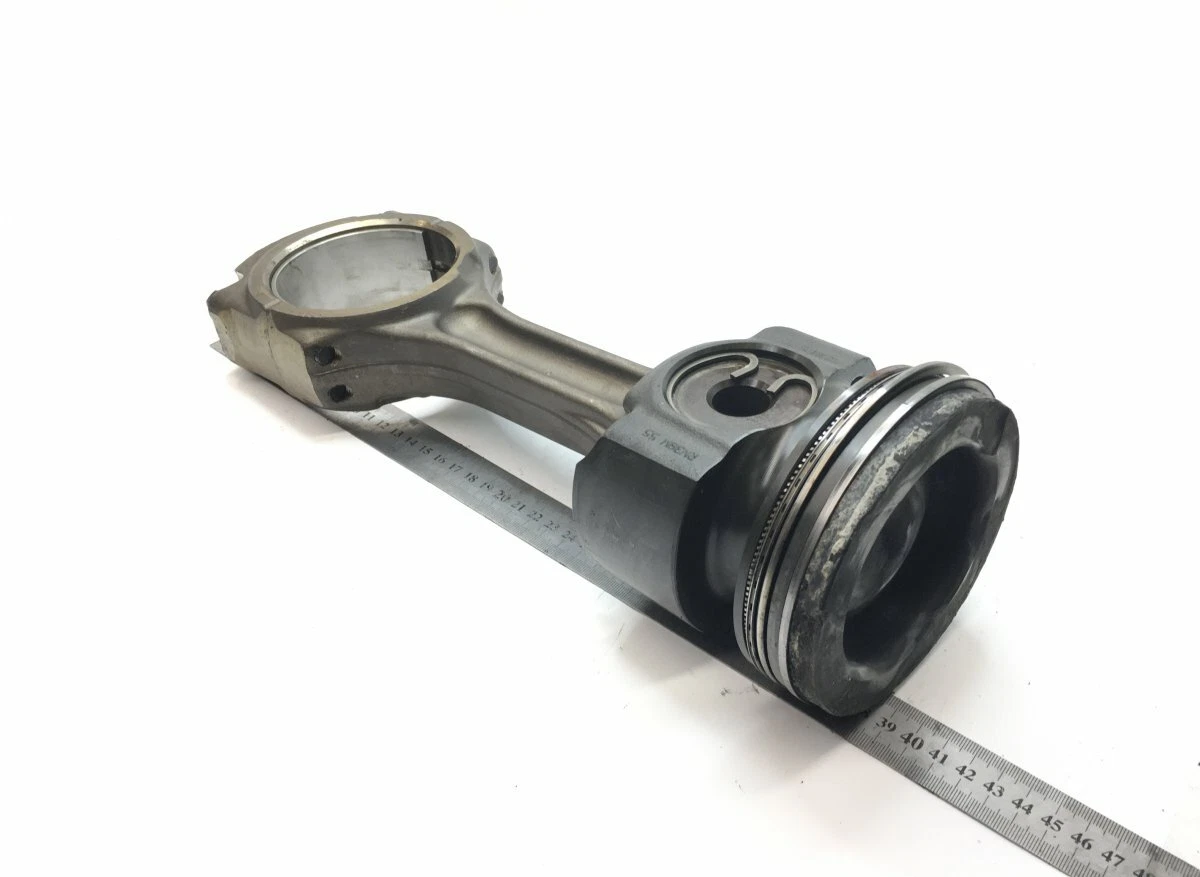 21144835 20480806 Connecting Rod Piston Assembly Volvo Trucks