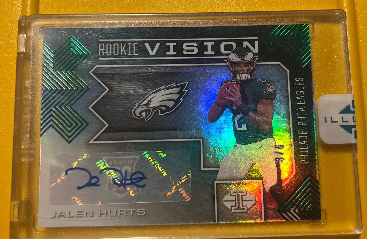 Jalen Hurts Panini Illusions Rookie Vision Signatures #RV7 Green