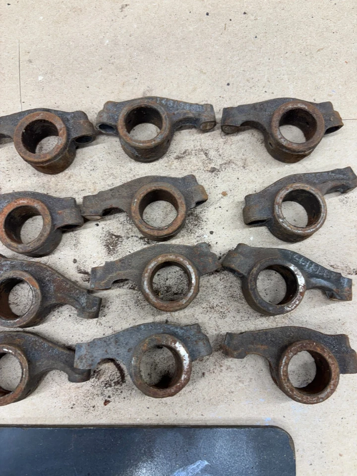 1961 1962 1963 1964 CADILLAC 390 V8 SHAFT ROCKER ARM ARMS 1461986 V8 PROJECT OEM - Image 4 of 4
