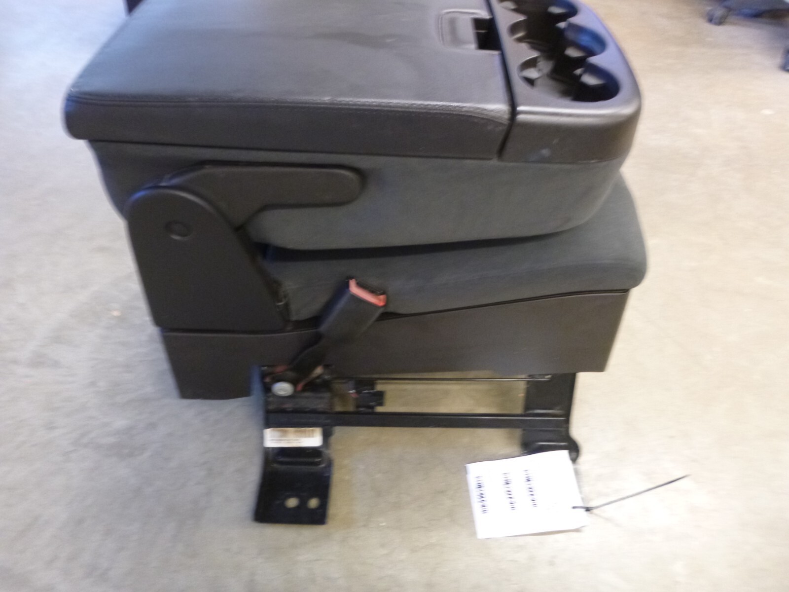 0713 Chevy Silverado GMC Sierra Jump Seat Center Console OEM BLACK