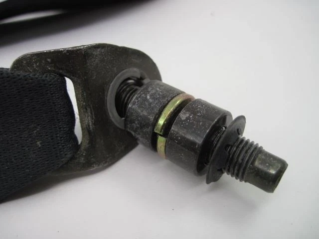 FRONT DRIVER SEAT BELT & RETRACTOR ONLY Pathfinder 02 03 BLACK 738933 Foto 2 de 4