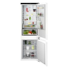 Image of AEG Series 7000 244 Litre 70/30 Integrated Fridge Freezer OSC7C181DF