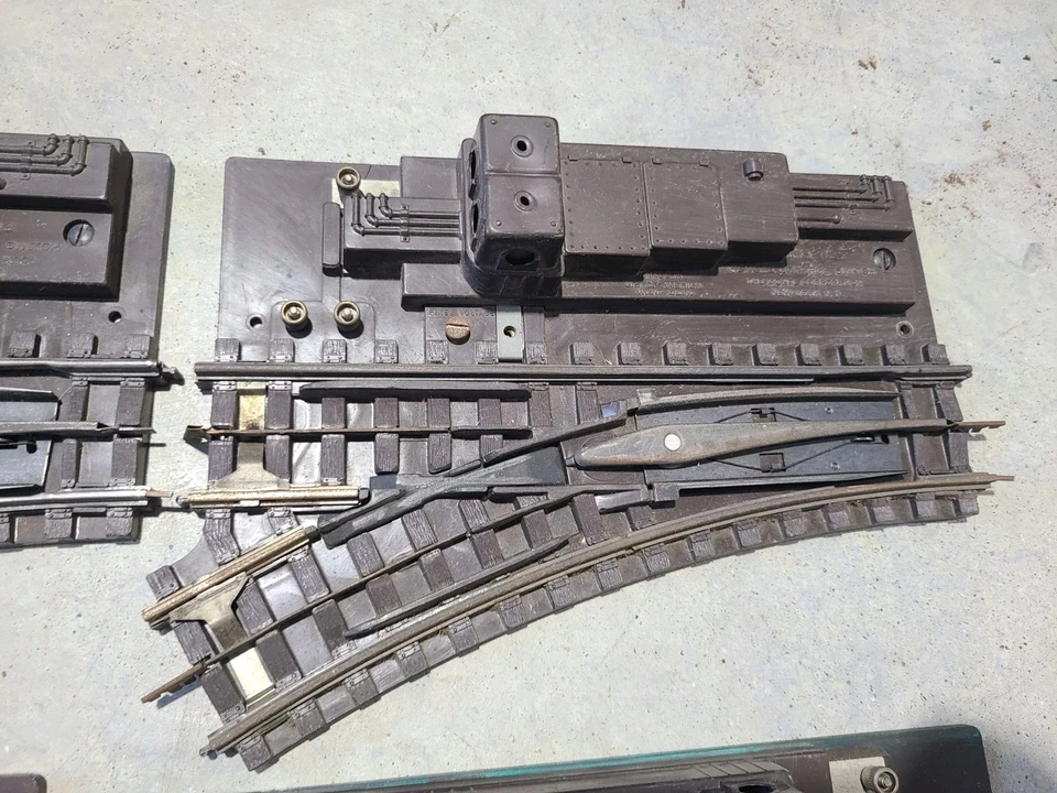 Vintage Lionel 112 LH & RH Super O Train Remote Control Switches Set Of 4 Pieces - Image 3 of 4