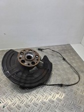 Mercedes-Benz CLA C117 X117 W117 2016 Vorne rechts Radnabe Vorderrad 24606