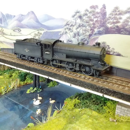 Bachmann 31-854 (OO) BR Weathered Black J39 Class Renumbered '64821'. | Condition: Used