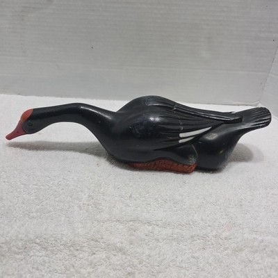 Handcarve Handpainted Sitting Black Goose Duck  Decoy Sculpture Statue Wooden 