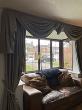 swags and tails curtains used