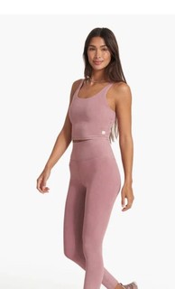 Vuori Daily Crop Washed Mauve Tank Women's Size Large