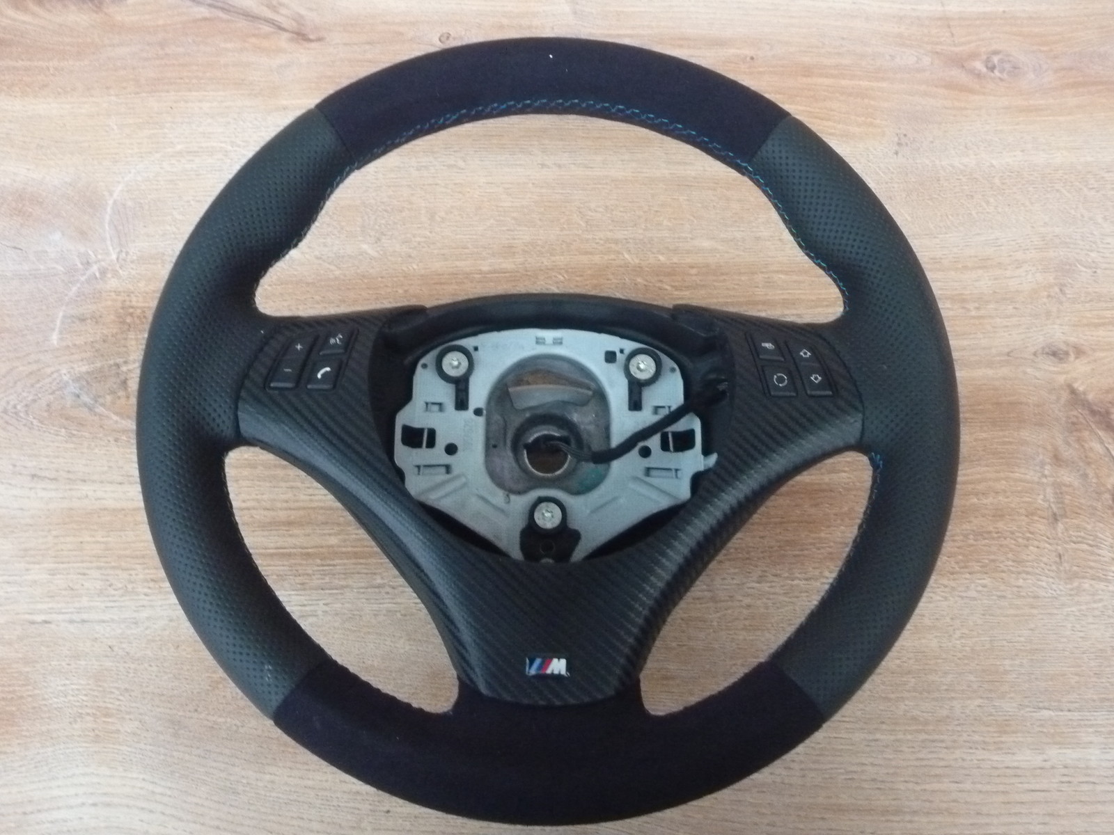 Bmw E93 Lenkrad BMW Alcantara Lenkrad Abgeflacht – M-Power Style, Für E87, E90, E92 Uvm., Inkl. Airbag E87 Lenkrad