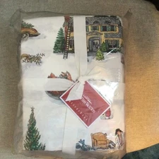 Pottery Barn National Lampoon's Christmas vacation sheet set king size in hand
