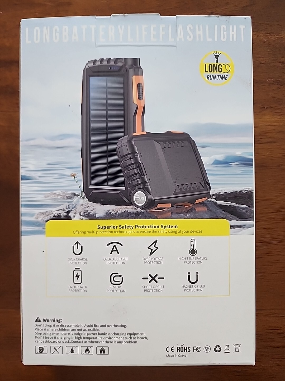 Solar Power Bank - Long Battery Life Flashlight Edition