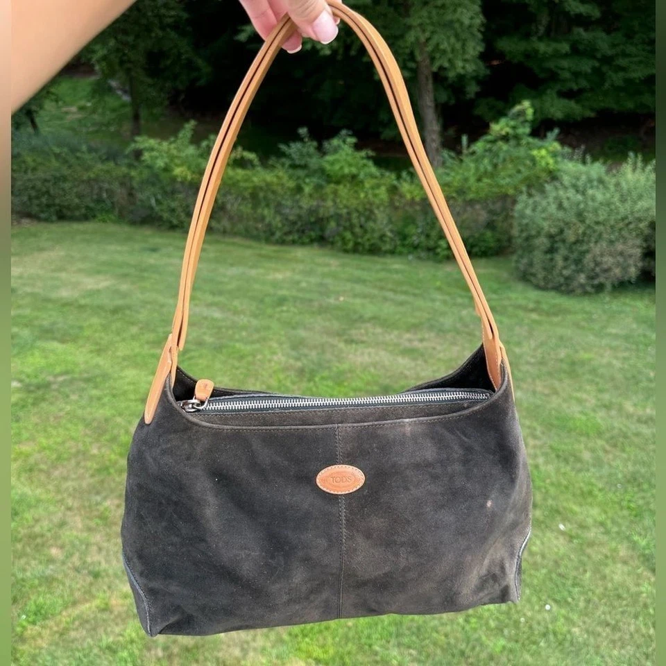 Bolso de hombro Tod's de gamuza verde con adornos de cuero Foto 4 de 4